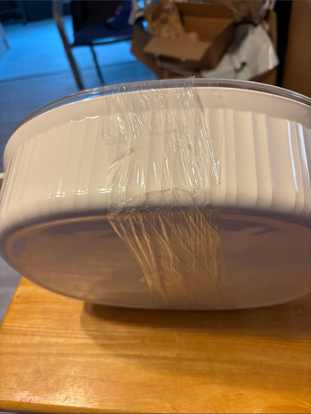 White Ceramic Covered Casserole Dish with Glass Lid - Home Kitchen